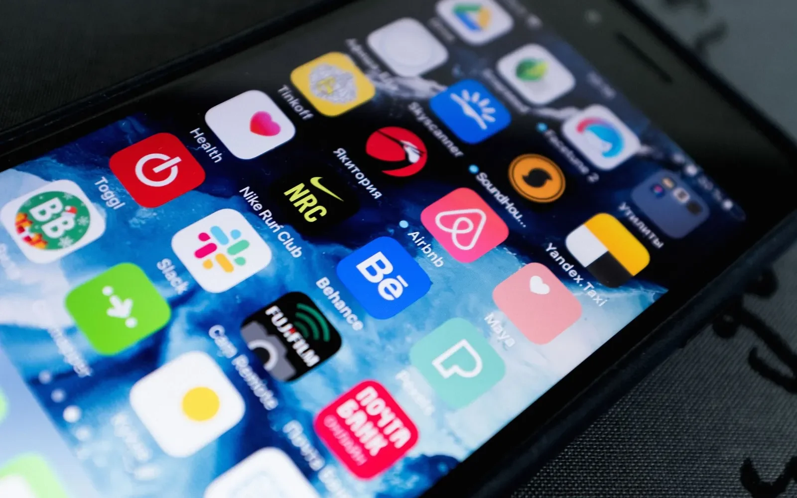 Mobil arayüz tasarımı ekran örnekleri